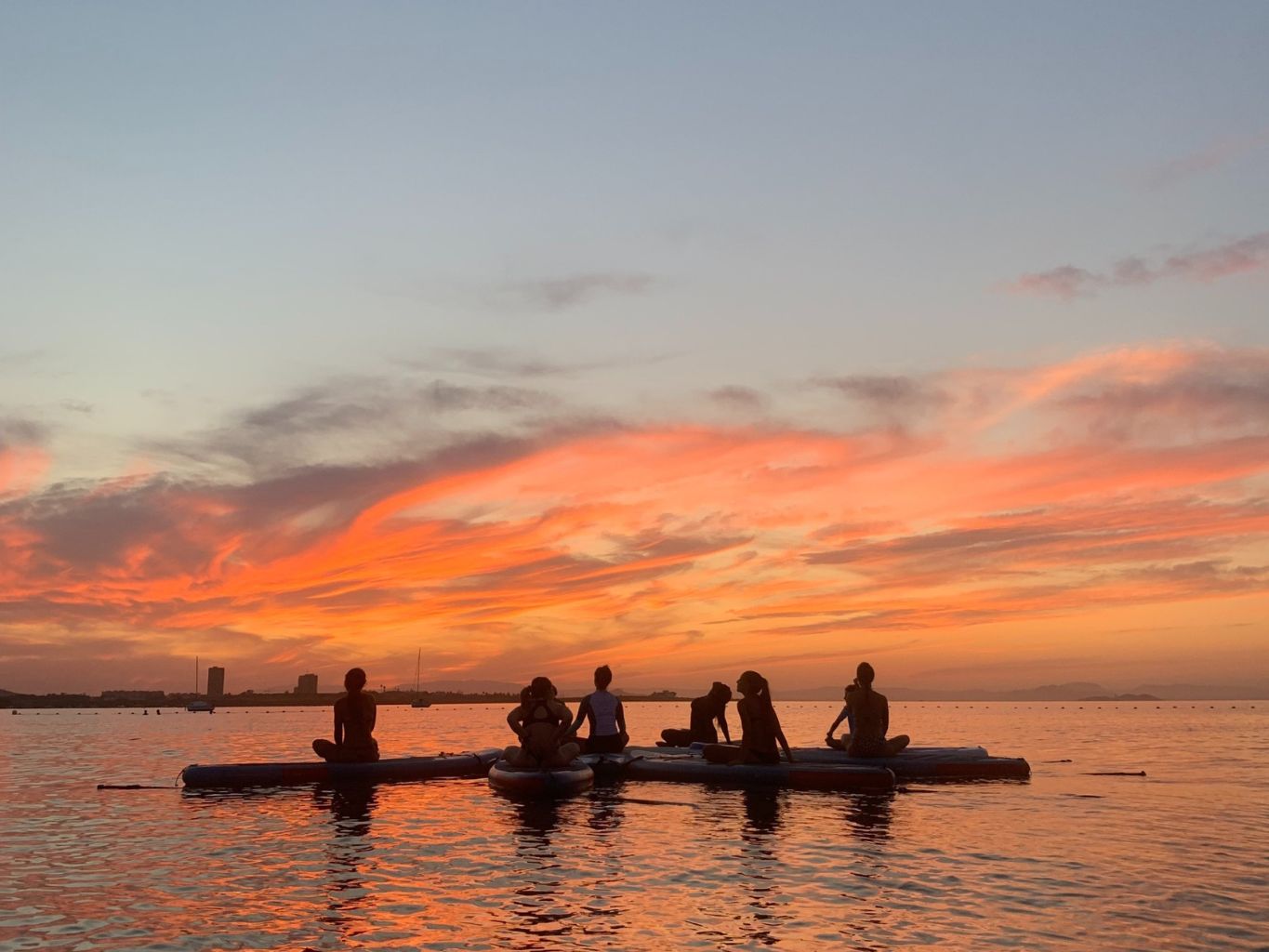 Atardecer Yoga Paddle Surf